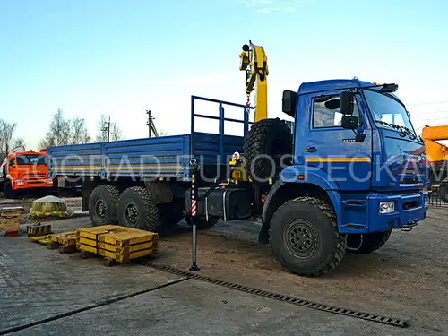 КАМАЗ 43118 бортовой с КМУ HYVA HB 150 E2 КАМАЗ 43118 бортовой с КМУ HYVA HB 150 E2